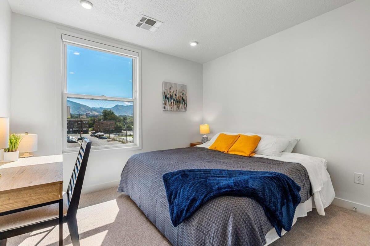 ソルトレイクシティ2Br Luxury Urban Escape Balcony & Fitness Centerアパートメント エクステリア 写真