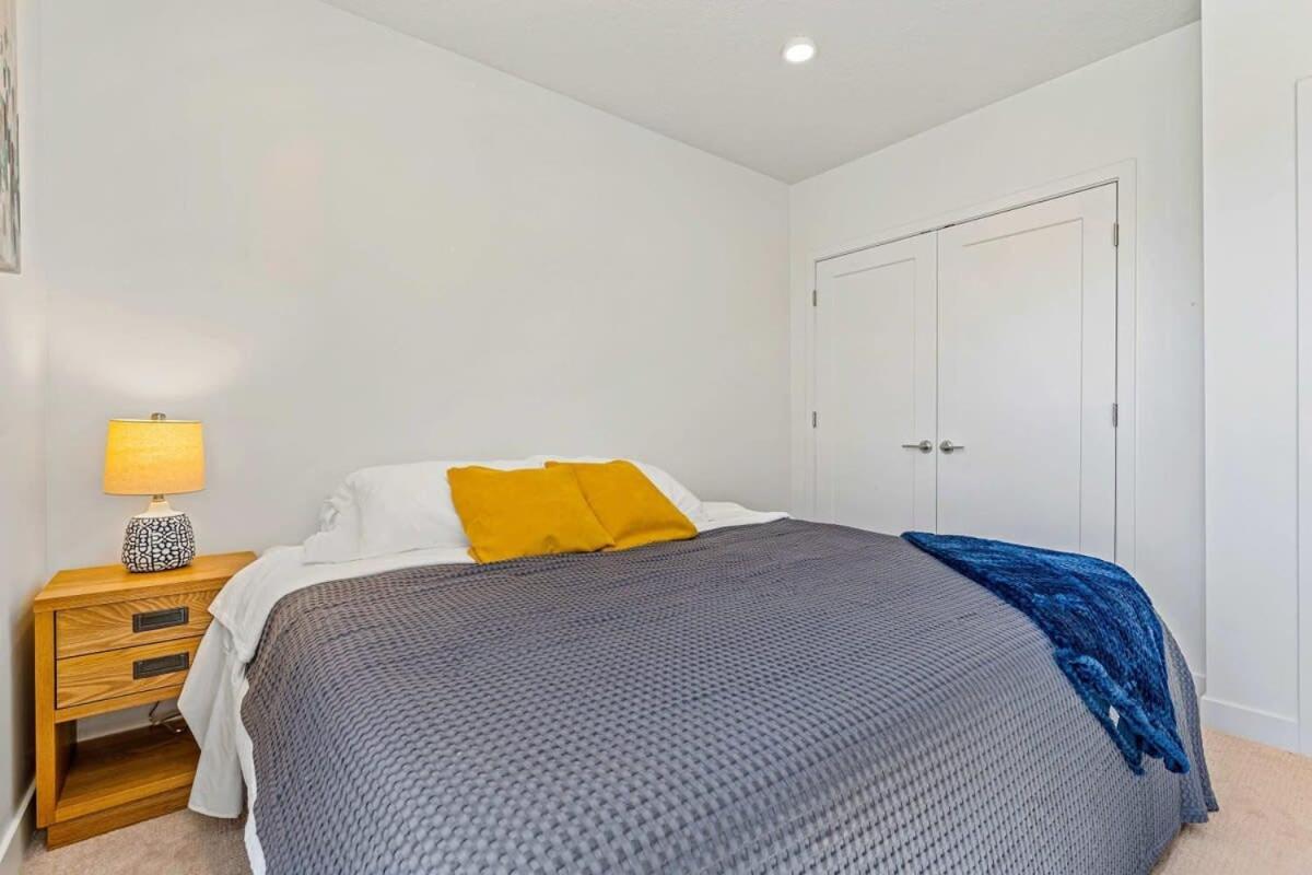 ソルトレイクシティ2Br Luxury Urban Escape Balcony & Fitness Centerアパートメント エクステリア 写真